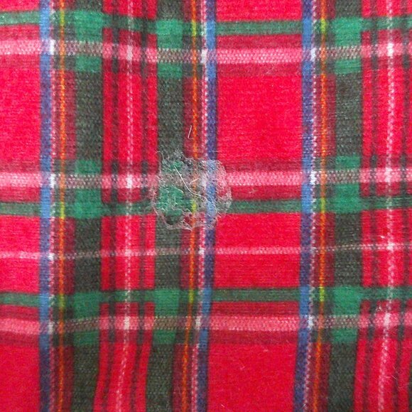 Baby Bliss Infant Red and Green Snowman Button-Up Applique Gown - Size 3 Months - Picture 6 of 6